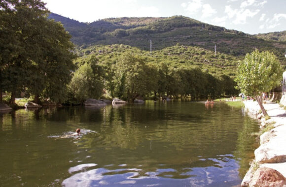 Piscina-natural-el-cristo-navaconcejo