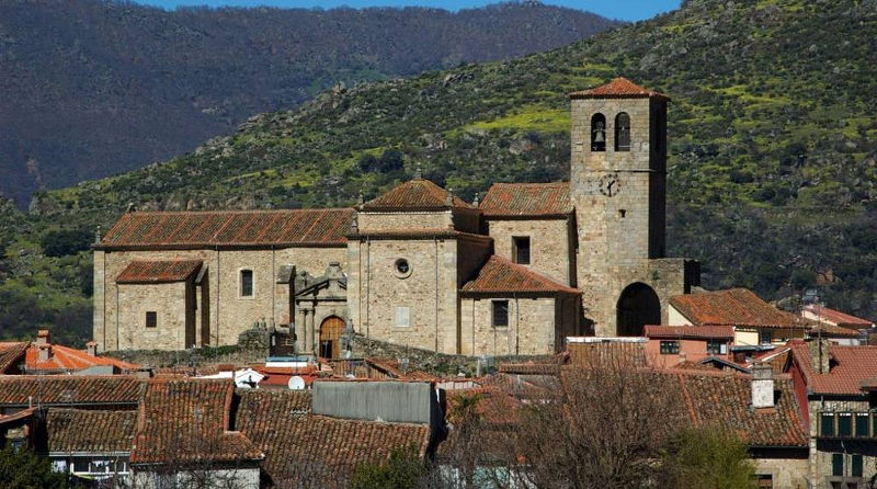 Iglesia Santa María de Aguas Vivas en Hervás
